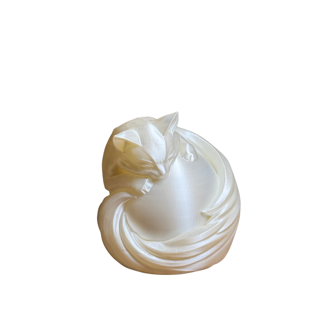 The White Cat Sphere Lamp